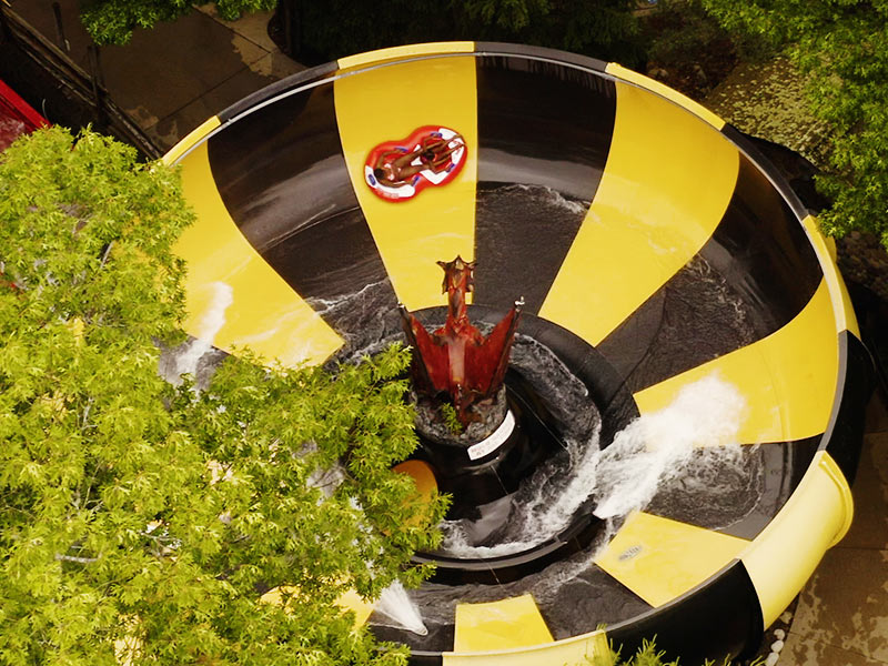 Dragon's Den Water Slide in Long Island, NY Splish Splash