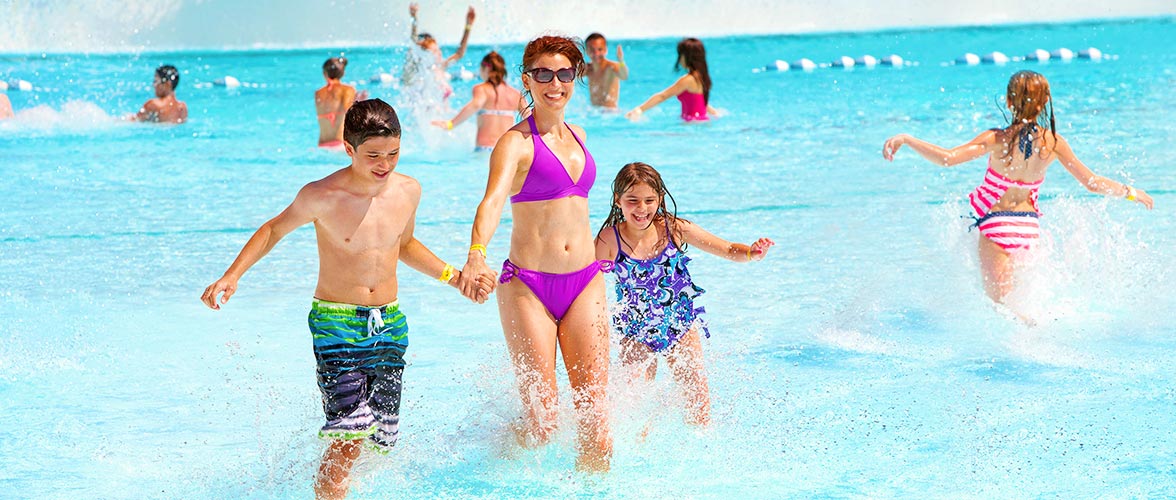 Three tips for a great family trip to the water park! 