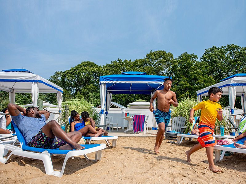 Renting a Cabana at Splish Splash
